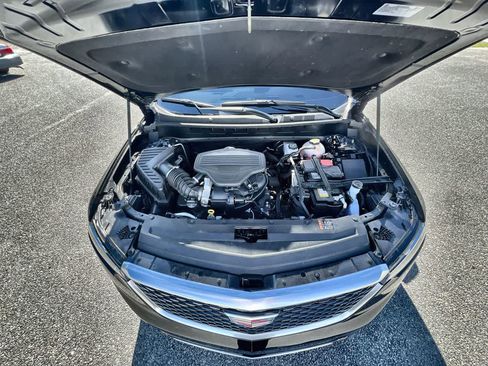 Used 2025 Cadillac XT6 Premium Luxury image 31