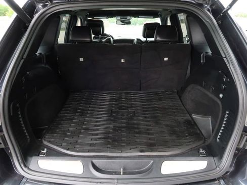Used 2014 Jeep Grand Cherokee Limited image 11