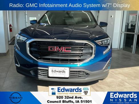 Used 2021 GMC Terrain SLE AWD/4WD image 3