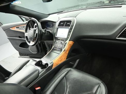 Used 2019 Lincoln Nautilus Reserve image 27