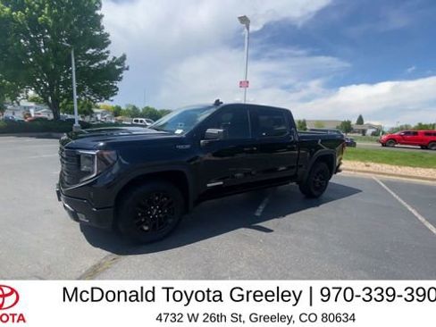Used 2025 GMC Sierra 1500 Elevation w/ X31 Off-Road Package AWD/4WD image 3
