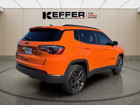 New 2026 Jeep Compass Latitude image 5