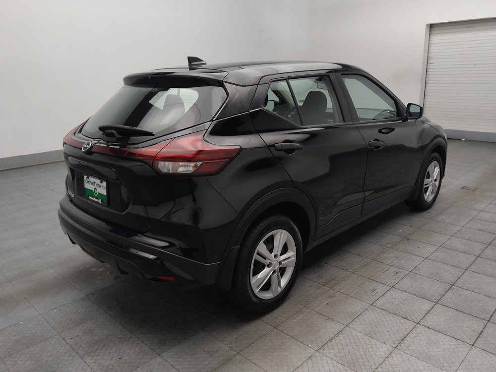 Used 2024 Nissan Kicks S FWD image 9