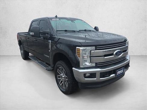 Used 2019 Ford F350 Lariat w/ Lariat Ultimate Package AWD/4WD image 8