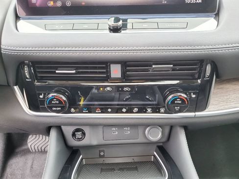 New 2026 Nissan Rogue Platinum w/ Platinum Premium Package AWD/4WD image 26