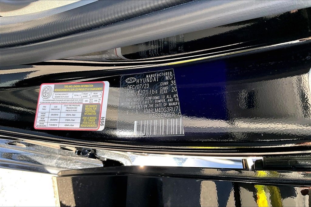 Certified 2024 Hyundai Elantra SEL FWD image 16