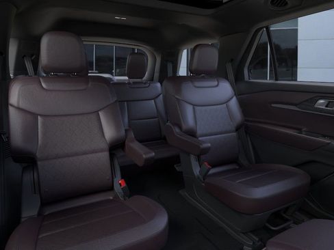 New 2026 Ford Explorer Platinum image 11