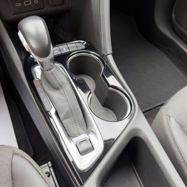 Used 2023 Buick Encore GX Preferred FWD image 21