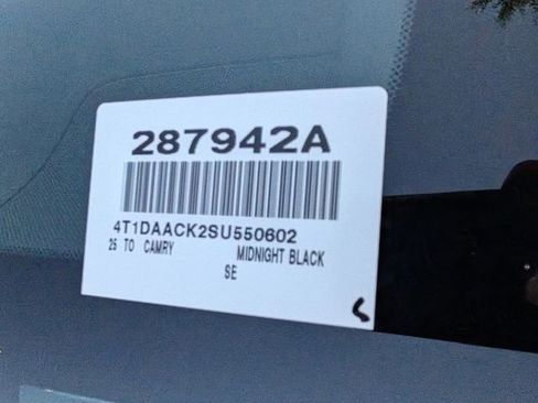 Used 2025 Toyota Camry SE w/ Multimedia Upgrade Package image 36