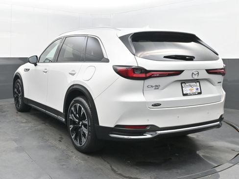 Used 2024 MAZDA CX-90 Plug-In Hybrid w/ Premium Pkg image 8
