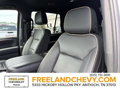 Used 2025 Chevrolet Tahoe Premier AWD/4WD image 25