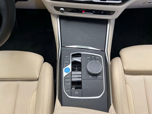 Used 2023 BMW i4 eDrive40 w/ Premium Package RWD image 11