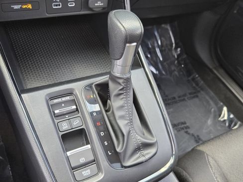 Certified 2025 Honda CR-V EX image 18