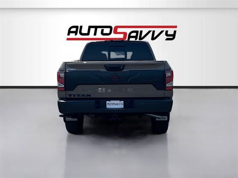 Used 2024 Nissan Titan PRO-4X w/ Pro-4x Utility Package image 6