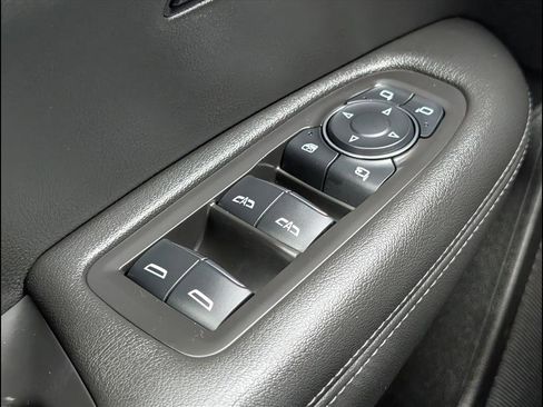 Used 2024 Cadillac XT6 Premium Luxury w/ Technology Package image 20