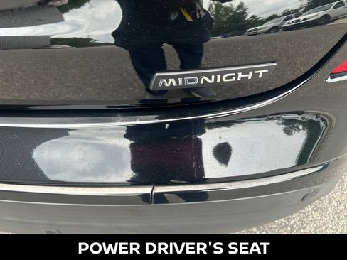 Certified 2023 Nissan Murano SV w/ SV Midnight Edition Package FWD image 12