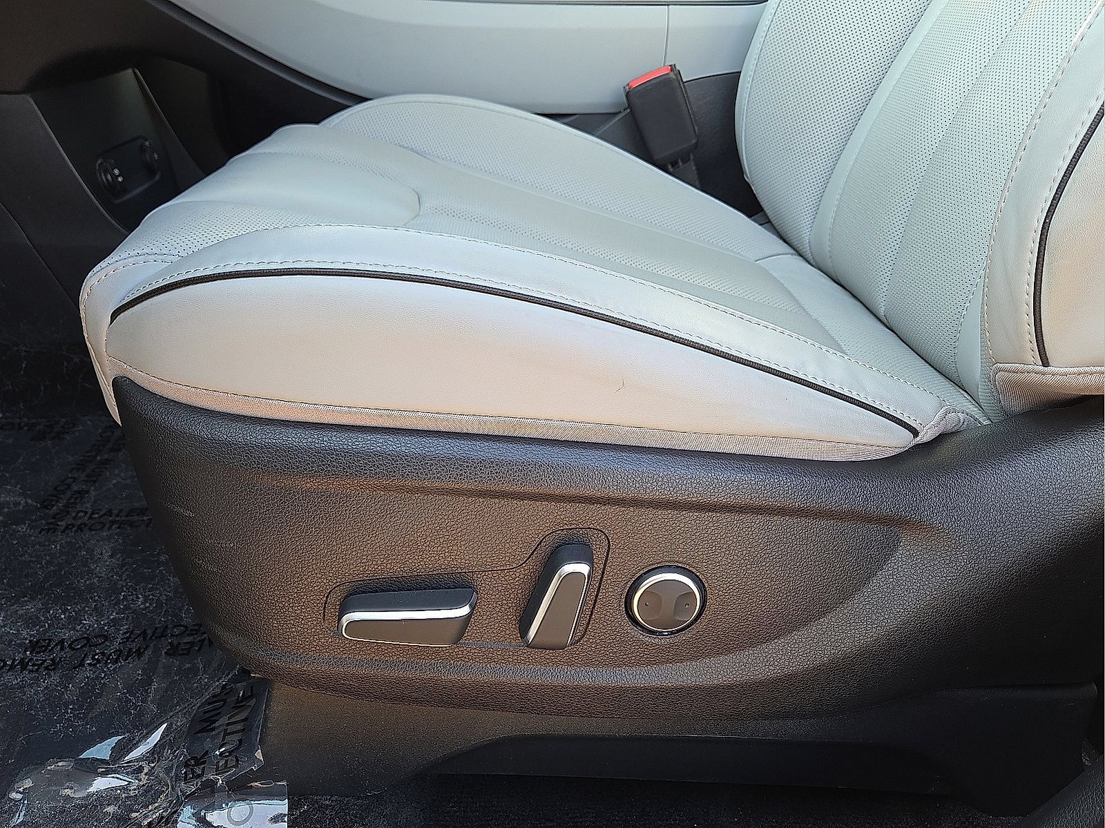 Used 2025 Hyundai Palisade SEL AWD/4WD image 24