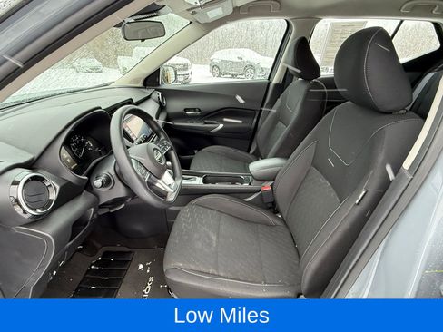 Used 2023 Nissan Kicks SV image 13