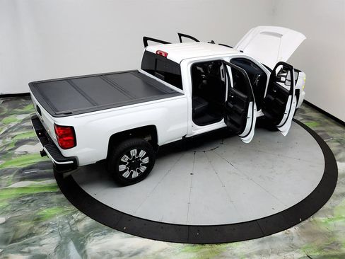 Used 2019 Chevrolet Silverado 2500 LTZ w/ Duramax Plus Package AWD/4WD image 36