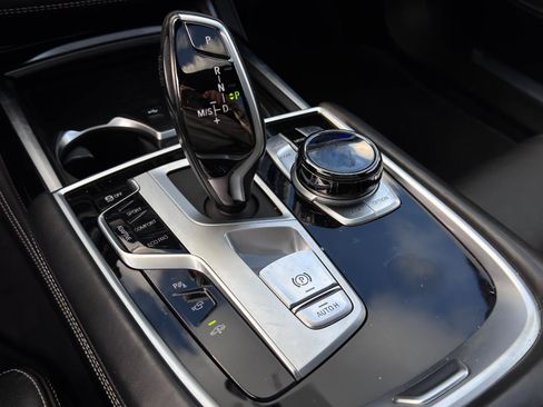 Used 2022 BMW 750i xDrive 750i xDrive w/ Executive Package image 20