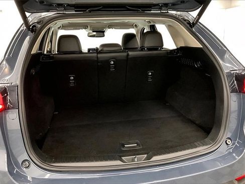 Used 2022 MAZDA CX-5 Carbon Edition image 36