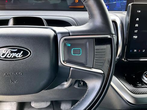 Used 2025 Ford Expedition Max Platinum w/ Stealth Performance Package AWD/4WD image 25