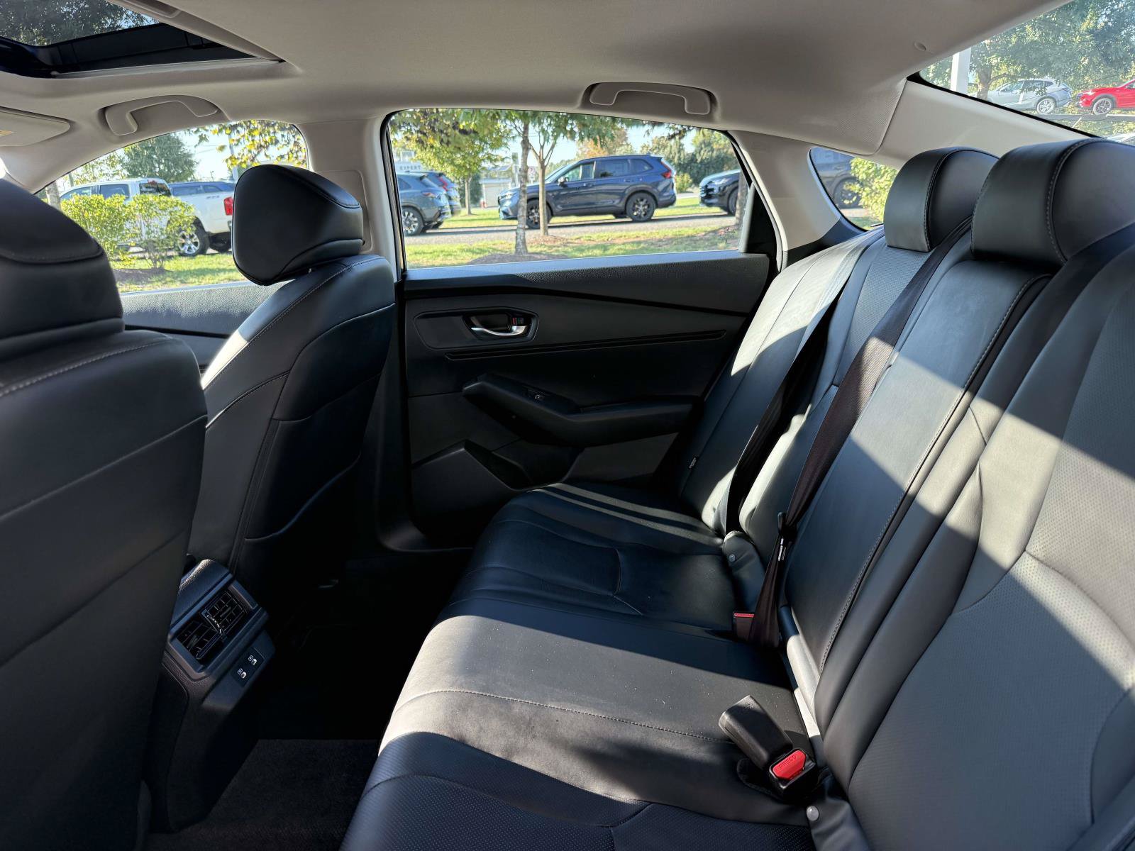 Used 2024 Honda Accord EX-L image 17