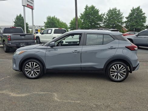 Certified 2024 Nissan Kicks SV w/ Interior Electronics Package FWD image 4