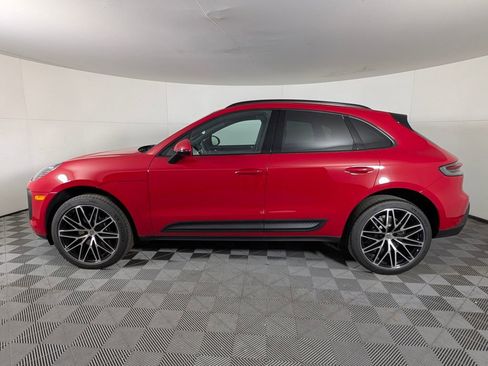 New 2026 Porsche Macan image 2
