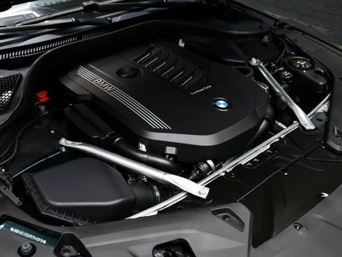 Used 2024 BMW 840i xDrive Coupe w/ M Sport Professional Package AWD/4WD image 16