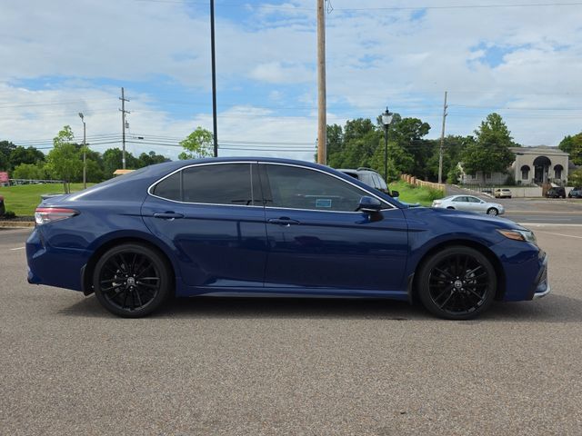 Used 2023 Toyota Camry XSE FWD image 2