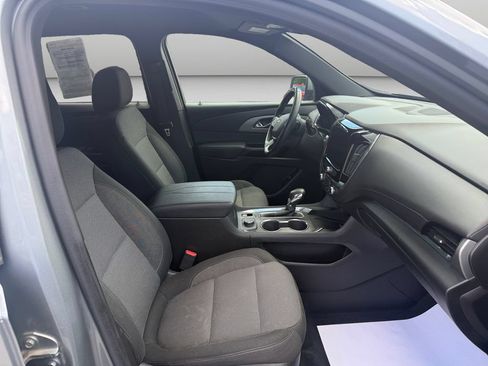 Used 2023 Chevrolet Traverse LT w/ LPO, Floor Liner Package AWD/4WD image 15