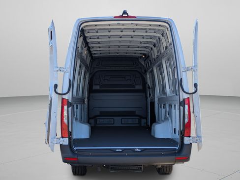 New 2025 Mercedes-Benz Sprinter 3500 image 8