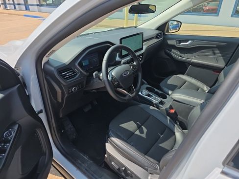 New 2025 Ford Escape Phev image 8