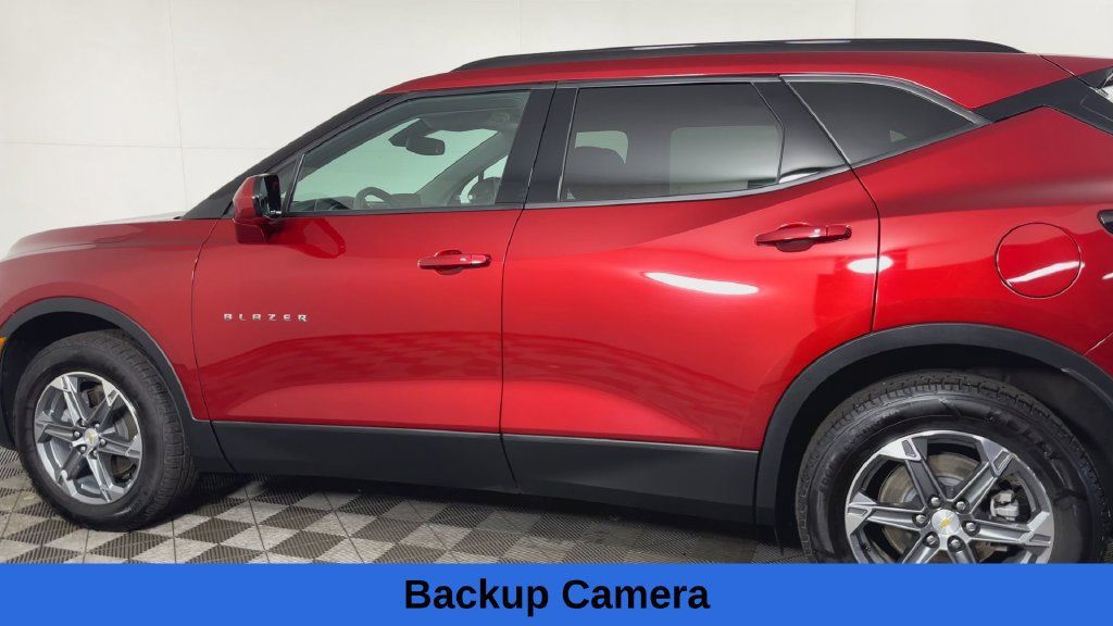 Used 2023 Chevrolet Blazer LT w/ Convenience Package AWD/4WD image 8