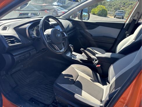 Used 2018 Subaru Crosstrek 2.0i Premium AWD/4WD image 11