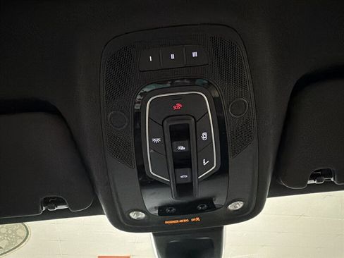 Used 2018 Audi Q7 3.0T Prestige w/ Prestige Package AWD/4WD image 66