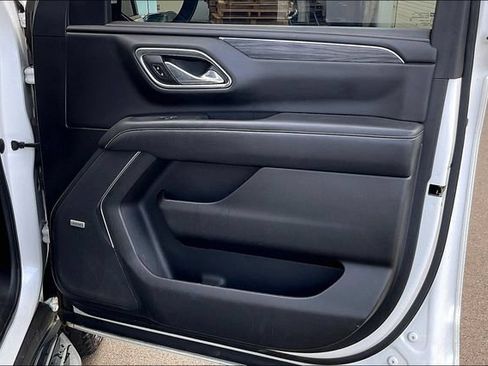 Used 2021 GMC Yukon SLT w/ SLT Luxury Package AWD/4WD image 24