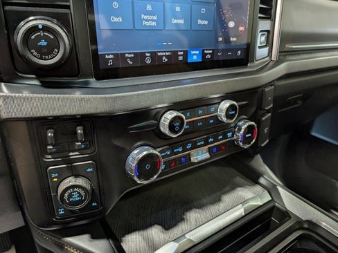 Used 2024 Ford F250 Platinum w/ Tremor Off-Road Package image 28
