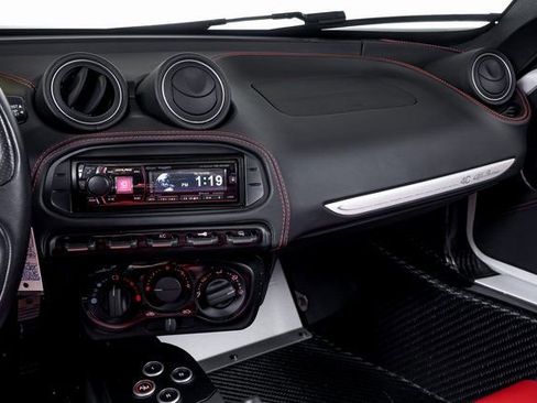 Used 2019 Alfa Romeo 4C Spider RWD image 24