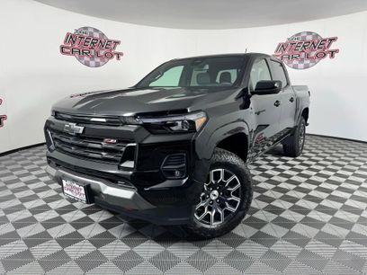 Used 2023 Chevrolet Colorado Z71 w/ Z71 Convenience Package 2