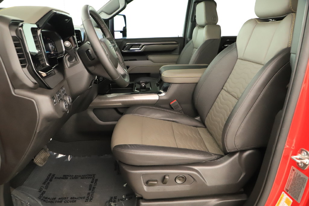 Used 2025 Chevrolet Silverado 2500 ZR2 AWD/4WD image 22