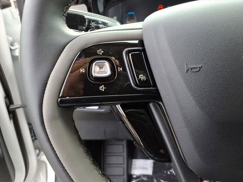 New 2026 Lincoln Corsair Premiere image 18