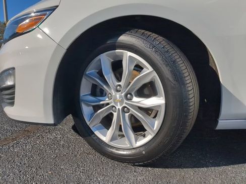 Used 2024 Chevrolet Malibu LT image 35