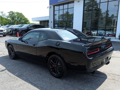 Used 2019 Dodge Challenger SXT w/ Plus Package AWD/4WD image 10