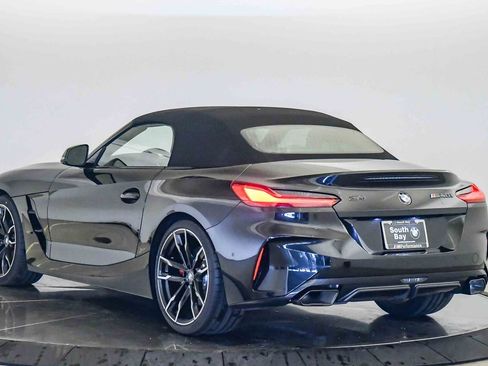 New 2026 BMW Z4 M40i w/ Premium Package image 2