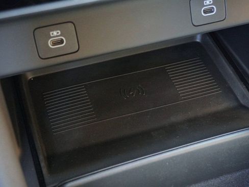 Used 2025 Land Rover Discovery Sport S AWD/4WD image 27