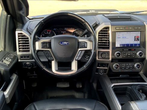 Used 2021 Ford F450 Platinum w/ FX4 Off-Road Package image 5