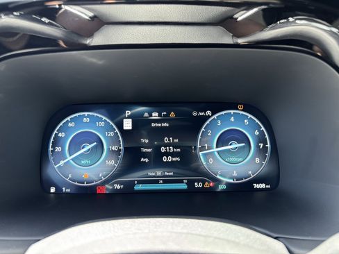 Used 2024 Hyundai Palisade Calligraphy image 17