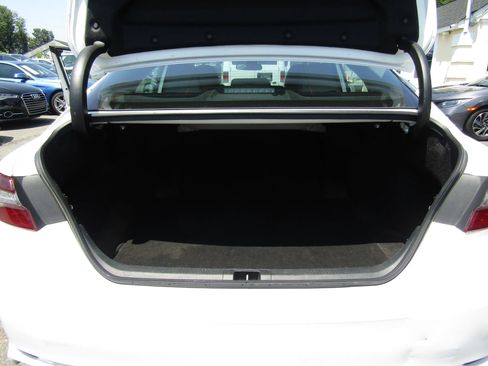 Used 2023 Toyota Camry SE FWD image 17